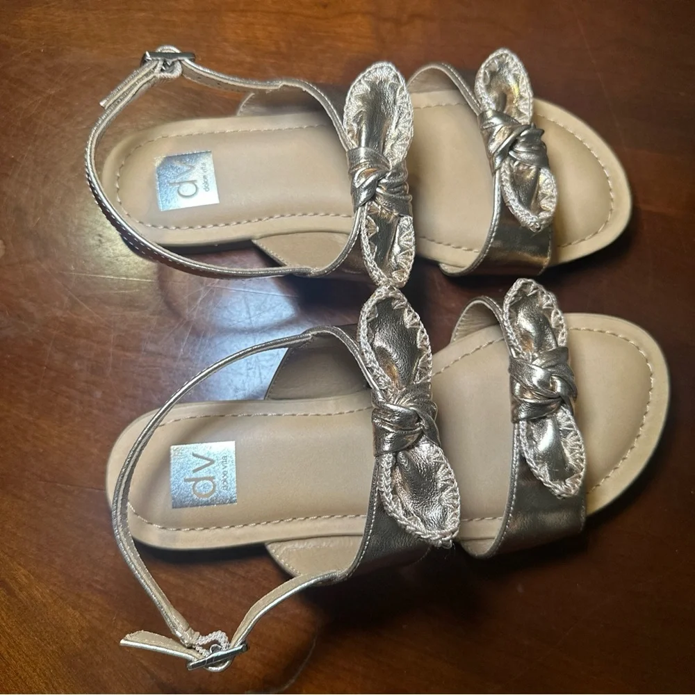 New Big Kids Dolce Vita Caicey‎ Rose Gold Bow Ankle Strap Sandals Size 3Y